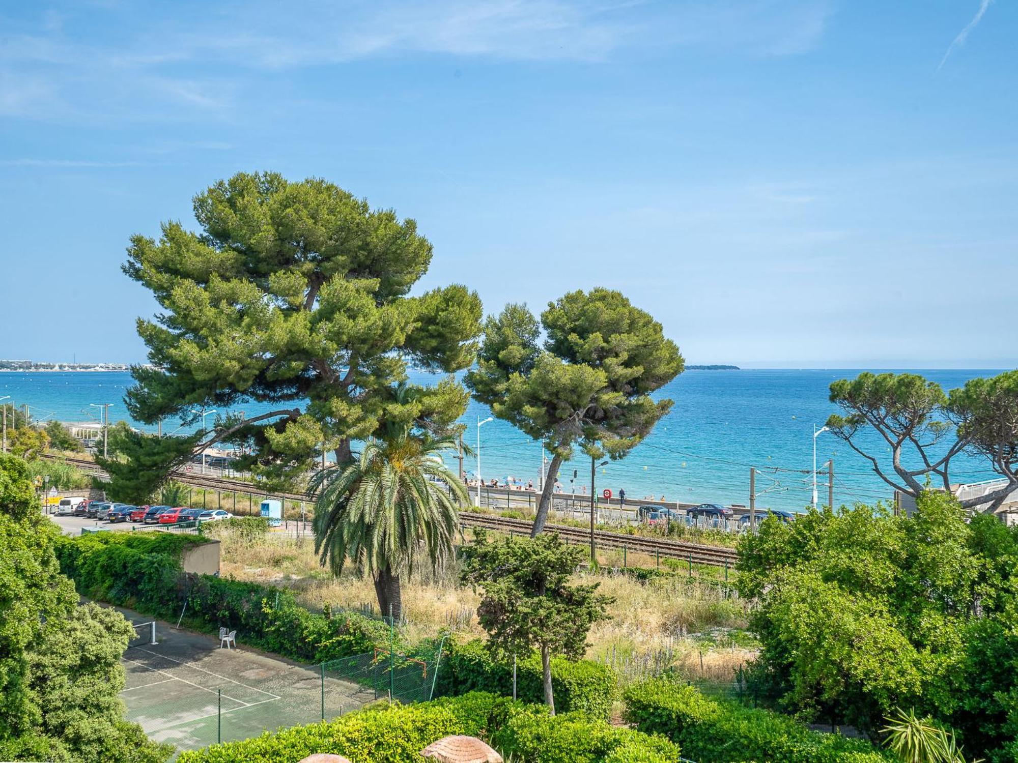 Apartment Le Trident By Interhome Cannes Bagian luar foto